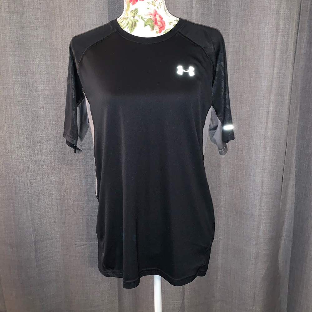 MENS Under Armour Shirt
